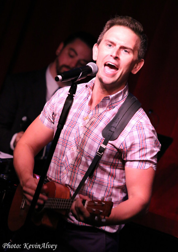 Photo Flash: BROADWAY AT BIRDLAND Series Welcomes Daniel Reichard Image