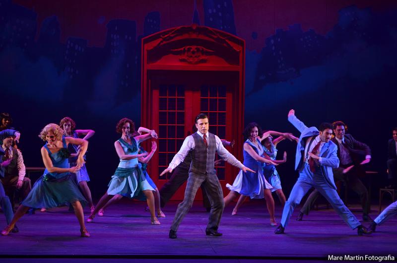 BWW Review: CANTANDO NA CHUVA (Singin' In The Rain) Gives Brazil a Shower of Joy