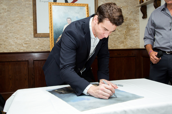 Photo Coverage: Andy Karl Receives GROUNDHOG DAY Portrait at Tony's Di Napoli! Image
