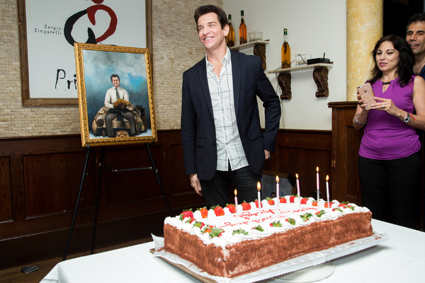 Photo Coverage: Andy Karl Receives GROUNDHOG DAY Portrait at Tony's Di Napoli! Image