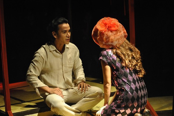 BWW Preview: Artist Playground's HAPPINESS IS A PEARL Gears Up For a Rerun, 8/25-9/17 Image