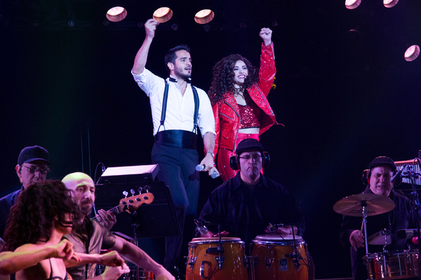Photo Coverage: Gloria and Emilio Estefan Join Cast of ON YOUR FEET for Final Broadway Bows! Image