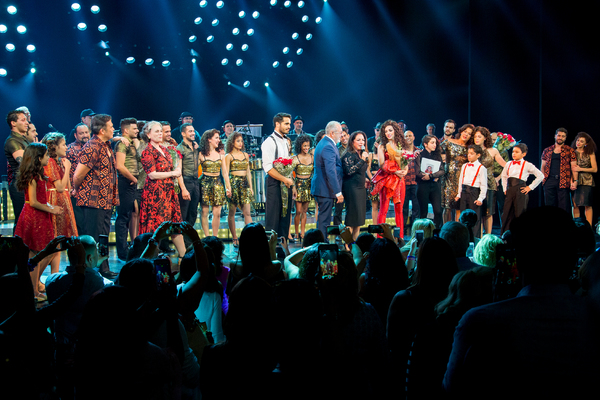 Photo Coverage: Gloria and Emilio Estefan Join Cast of ON YOUR FEET for Final Broadway Bows! 