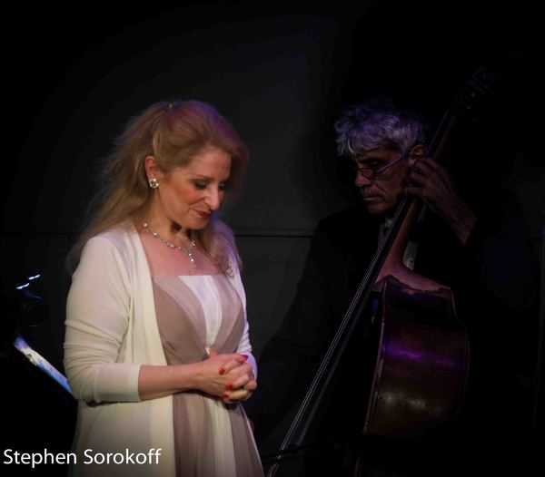 Photo Coverage: Julie Budd Remembers Mr. Sinatra at Mr. Finn's Cabaret Image