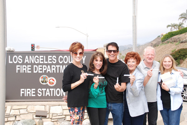 Photo Flash: Stage and Screen Personalities Gather To Save Lives Image