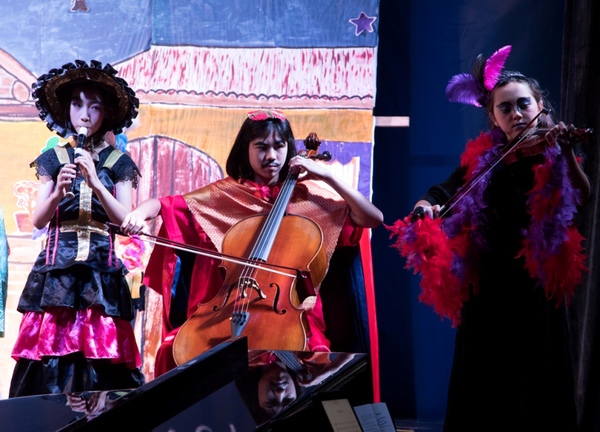 Photo Flash: Theatre Students in China Have Fun on Stage this Summer in Educational Theatre Camps Image