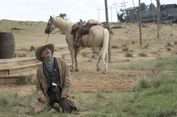 Photo Flash: Welcome to No Man's Land - Netflix Shares First Look at GODLESS Image