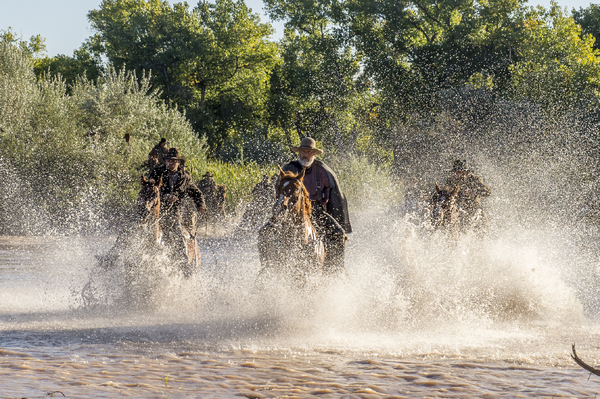 Photo Flash: Welcome to No Man's Land - Netflix Shares First Look at GODLESS Image
