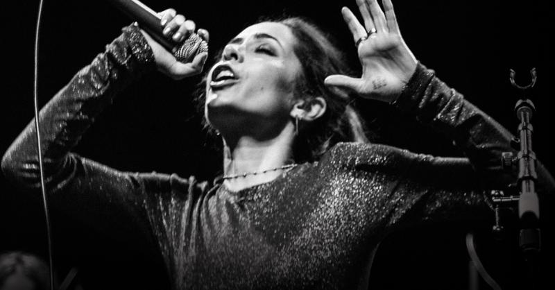 Review: Cristin Milioti Takes You Along For the Ride in Her Warm, Intimate Set at Joe's Pub Image