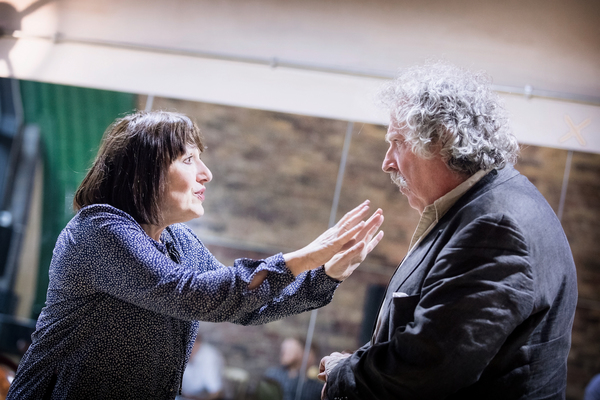 Photo Flash: In Rehearsals for DEATHTRAP, Starring Paul Bradley and Jessie Wallace, Ahead of UK Tour 