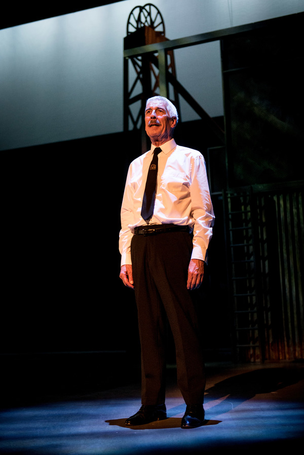Photo Flash: First look at BRASSED OFF at Wolverhampton Grand Theatre Image