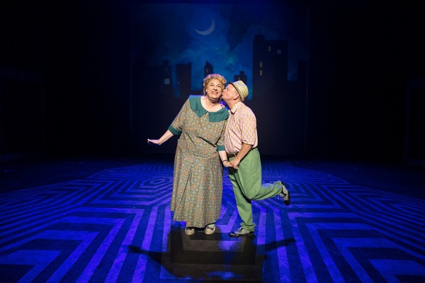 Photo Flash: Welcome to the 60s! First Look at HAIRSPRAY UK Tour Image