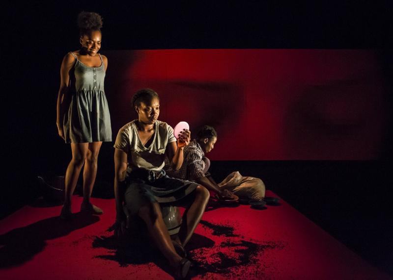 EDINBURGH 2017 - Review: GIRLS, Pleasance Courtyard Image