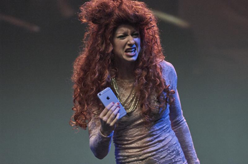 Review: HOW (NOT) TO LIVE IN SUBURBIA, Soho Theatre Image