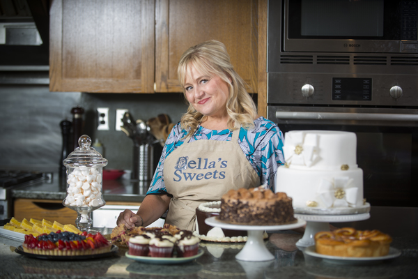 Photo Flash: First Look at Julia Gibson in PlayMakers' THE CAKE Image