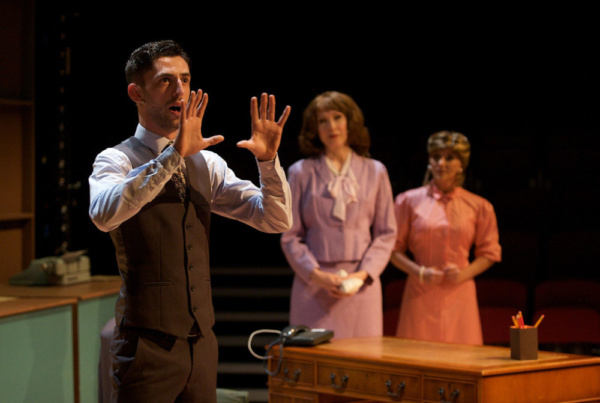 Photo Flash: First Look at 9 TO 5 THE MUSICAL at Upstairs at the Gatehouse Image