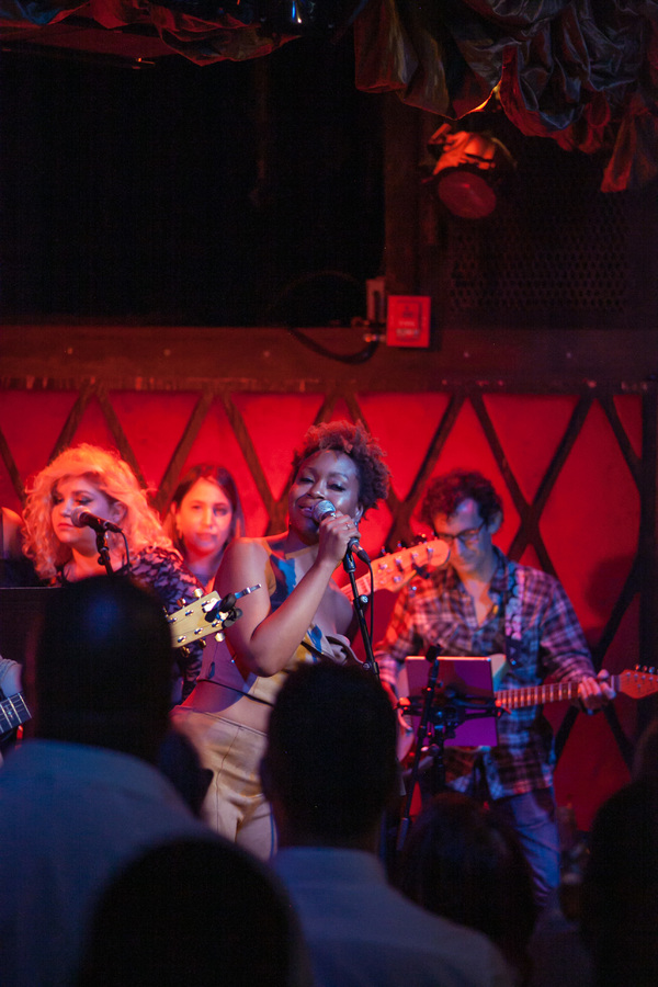 Photo Flash: Lyons & Pakchar Sell Out Rockwood Music Hall Image
