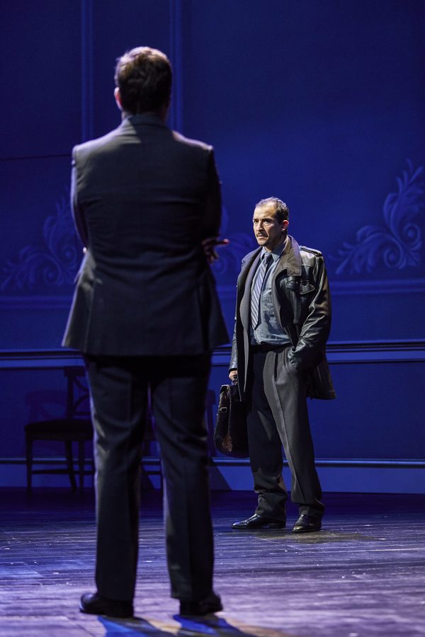 Photo Flash: First Look at OSLO at the National Theatre Image