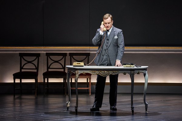 Photo Flash: First Look at OSLO at the National Theatre Image