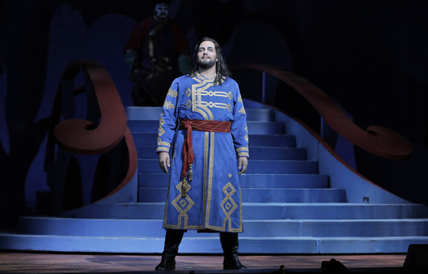 Photo Flash: TURANDOT Opens at San Francisco Opera Image