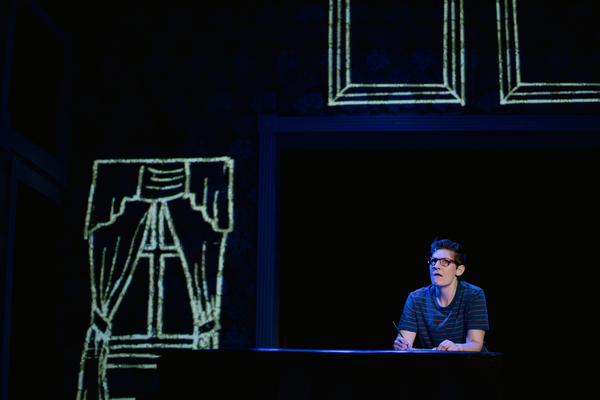 Photo Flash: Take a Step Inside Virginia Rep's FUN HOME Image