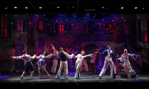 Photo Flash: My, My! MAMMA MIA Opens at Phoenix Theatre Image