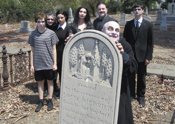 Photo Flash: Chanticleers Theater Goes Spooky with THE ADDAMS FAMILY 
