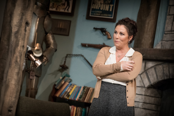 Photo Flash: First Look at DEATHTRAP Starring Paul Bradley and Jessie Wallace 