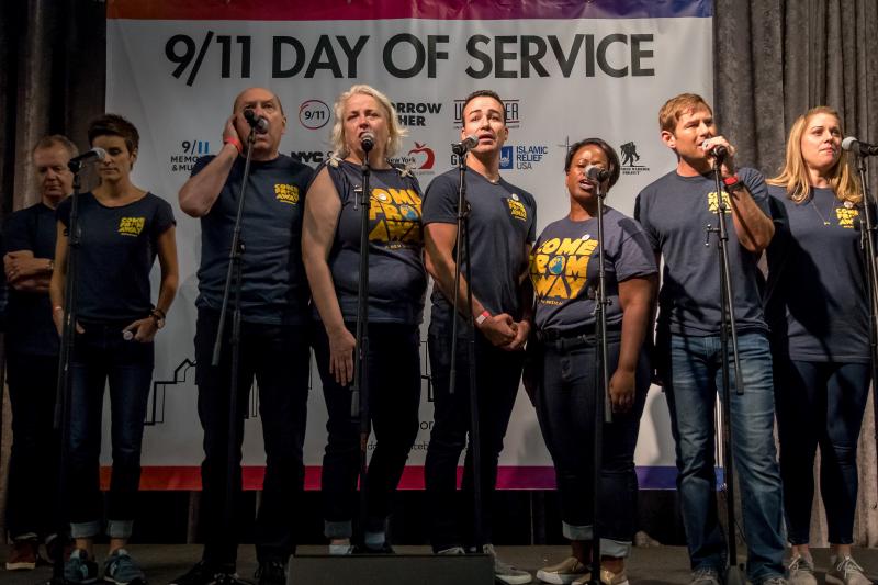 VIDEO: COME FROM AWAY Cast Performs 'Prayer', Volunteers on 9/11 Image