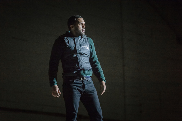 Photo Flash: Netflix Shares First Look at Harlan Coben Crime Thriller THE FIVE Image