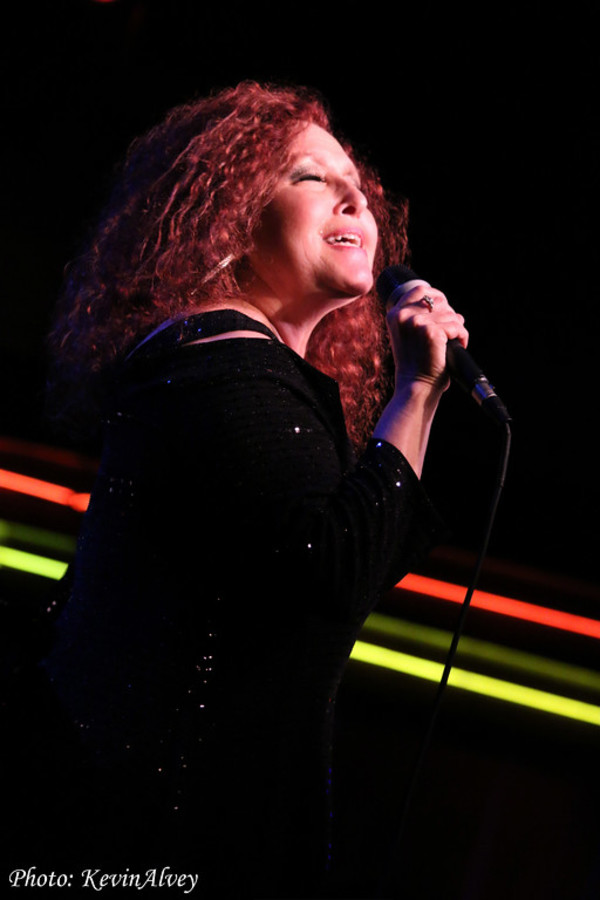 Photo Flash: BROADWAY AT BIRDLAND Series Welcomes Melissa Manchester Image
