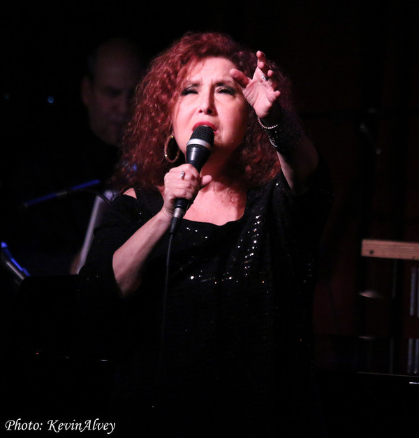 Photo Flash: BROADWAY AT BIRDLAND Series Welcomes Melissa Manchester Image