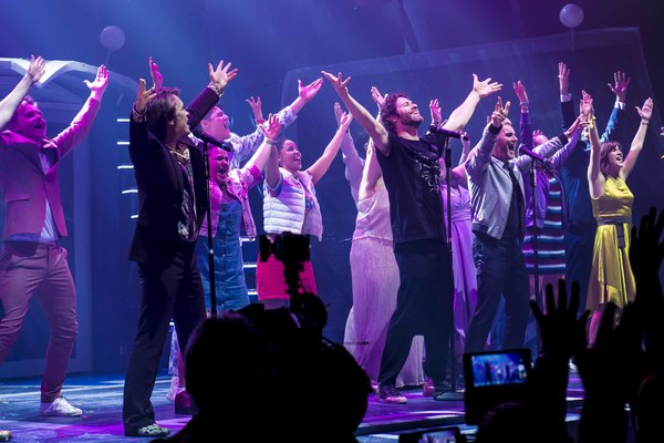 Photo Flash: Take That Joins the Cast of THE BAND in Manchester Image