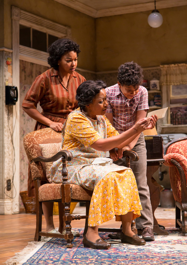 Photo Flash: A RAISIN IN THE SUN at Two River Theater Image