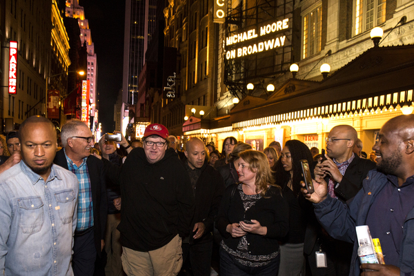 Photo Flash: Michael Moore Treats THE TERMS OF MY SURRENDER Audience to Free Hot Dogs Image