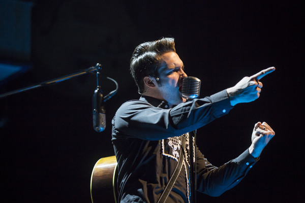 Photo Flash: Great Balls of Fire! Get a First Look at Paramount Theatre's MILLION DOLLAR QUARTET  Image