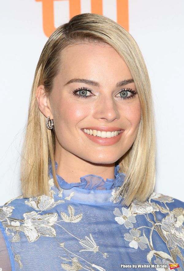 Photo Coverage: Margot Robbie & More Attend I, TONYA Premiere at Toronto Film Fest Image
