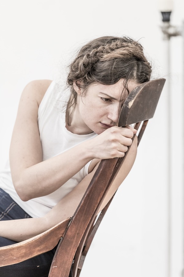 Matthew Kelly and More Lead DESIRE UNDER THE ELMS, Beginning Tonight at at Sheffield Image