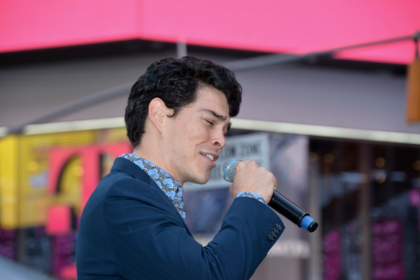 Photo Coverage: Lin-Manuel Miranda, Mandy Gonzalez and More Attend VIVA BROADWAY! Image