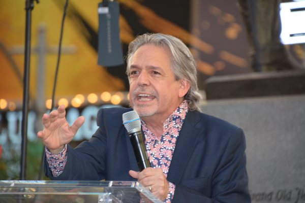 Photo Coverage: Lin-Manuel Miranda, Mandy Gonzalez and More Attend VIVA BROADWAY! Image