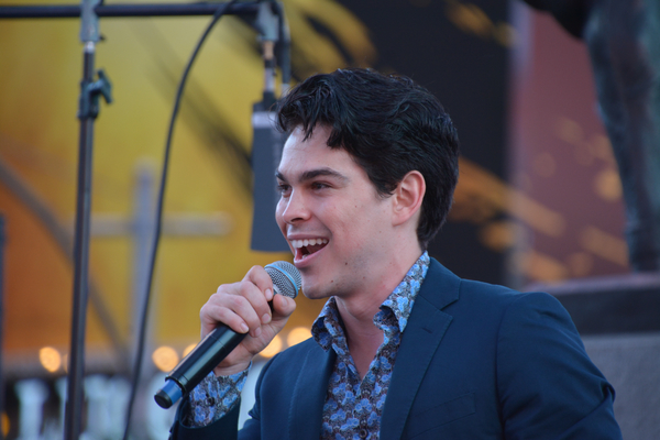 Photo Coverage: Lin-Manuel Miranda, Mandy Gonzalez and More Attend VIVA BROADWAY! Image