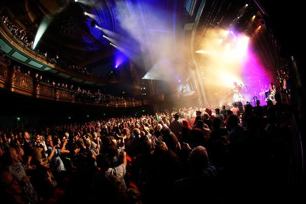Photo Flash: Taylor Mac's A 24-DECADE HISTORY OF POPULAR MUSIC Arrives at the Curran in Style Image