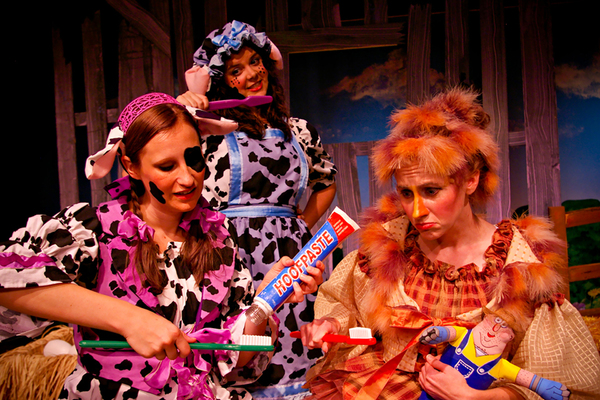 Photo Flash: First Look at CLICK CLACK MOO: COWS THAT TYPE at Main Street Theater 