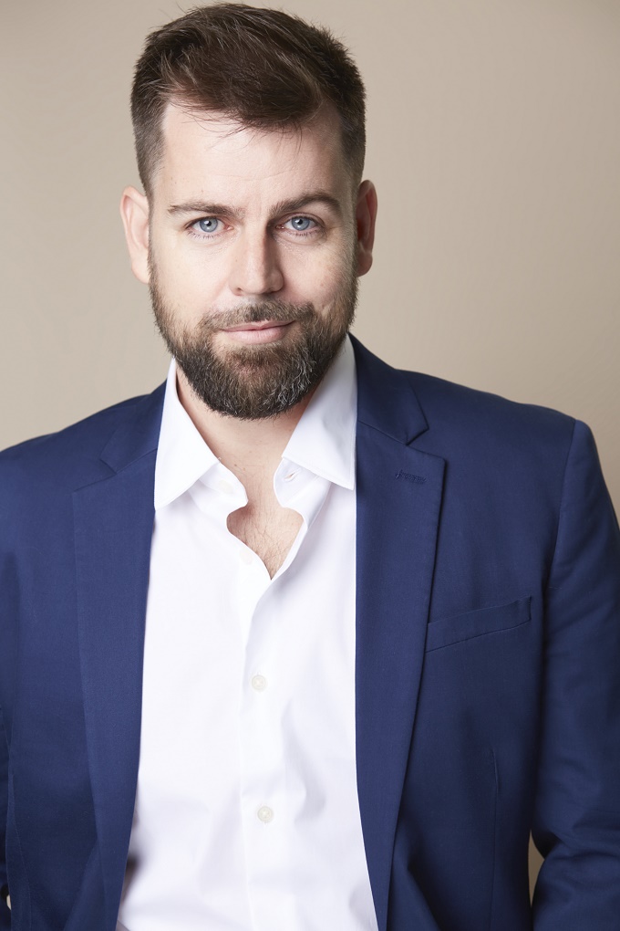 South African-Born Actor Adam du Plessis Lands Role in US National Tour of KINKY BOOTS