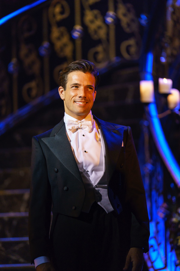 Photo Flash: First Look at Ria Jones, Danny Mac, and More in SUNSET BOULEVARD UK Tour Image