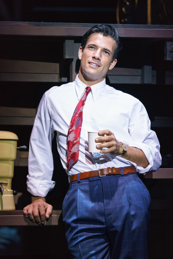 Photo Flash: First Look at Ria Jones, Danny Mac, and More in SUNSET BOULEVARD UK Tour Image