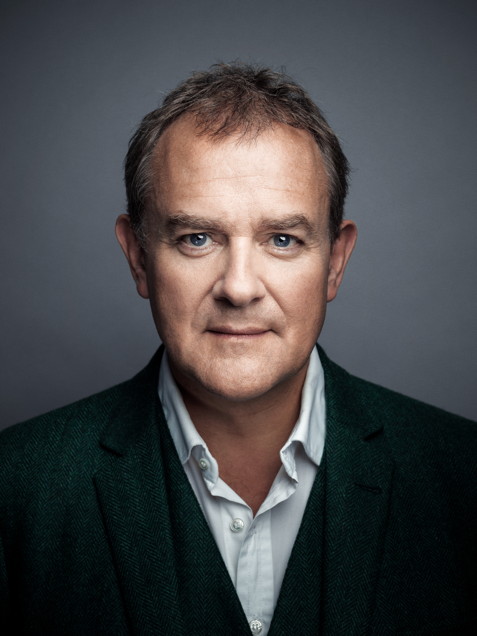 Sutton Foster, Hugh Bonneville Join Mormon Tabernacle Choir for
Annual Christmas Concerts Image