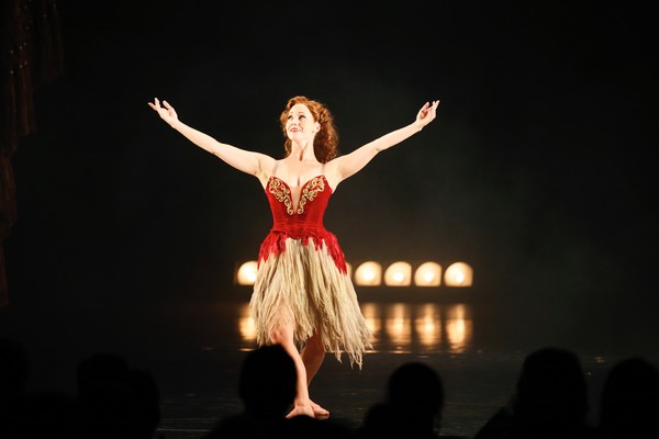 Photo Flash: Matthew Bourne's THE RED SHOES Tour Celebrates Starry Opening at the Ahmanson 