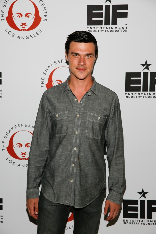 Finn Wittrock Photo