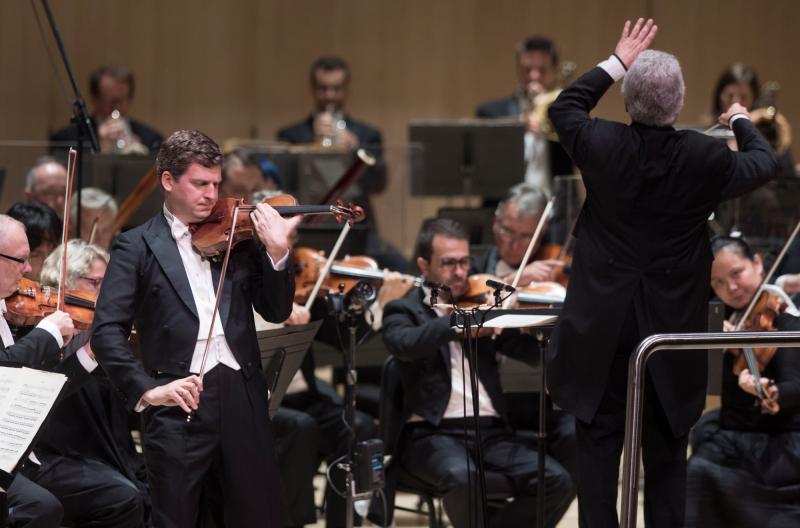 Review: TORONTO SYMPHONY Season Launch Delivers Surprises Image